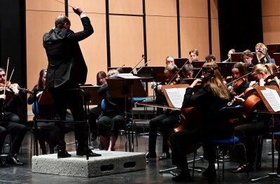 Junge Sinfoniker OWL brillieren in der Paderhalle